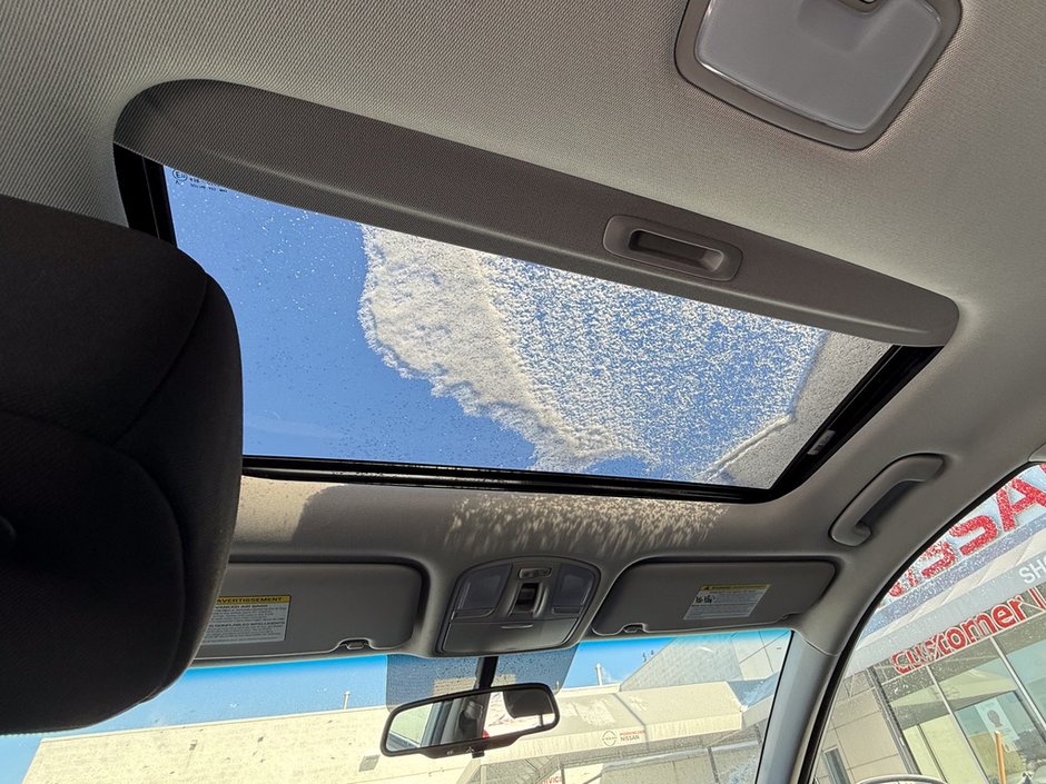 2022 Hyundai Kona Preferred| Sun&Tech Package | Certified | No Accid-23