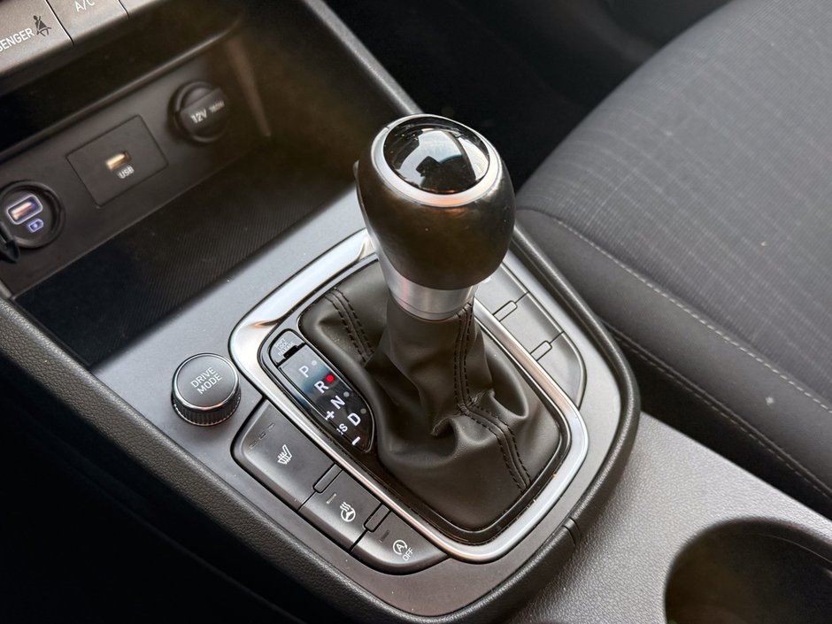 2023 Hyundai Kona 2.0L Preferred-24