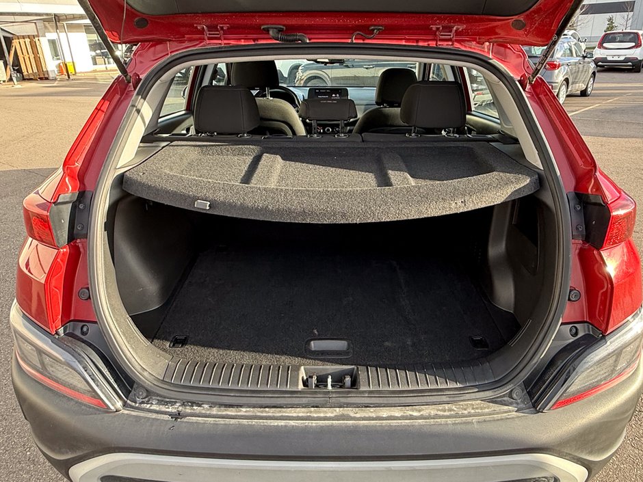 2023 Hyundai Kona 2.0L Preferred-12