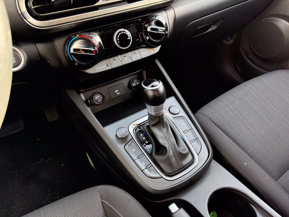 2023 Hyundai Kona 2.0L Preferred-17