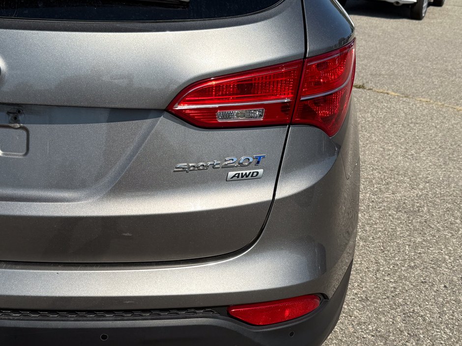 2013 Hyundai Santa Fe Sport 2.0T SE-13