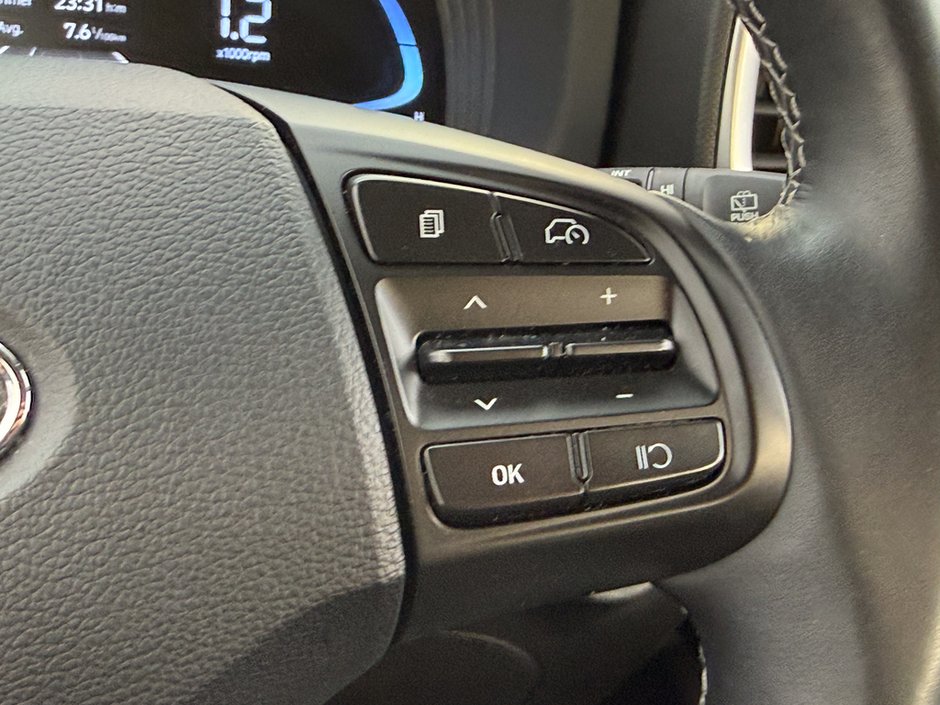 2024 Hyundai Venue Preferred-22