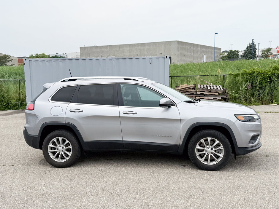 2019 Jeep Cherokee North-8