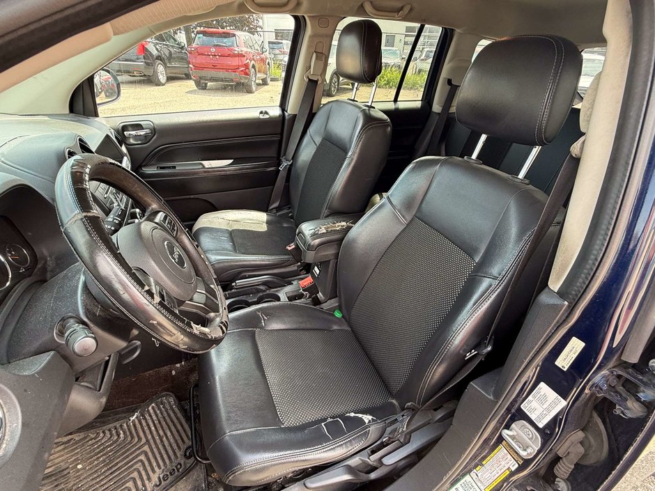 2014 Jeep Compass North-12