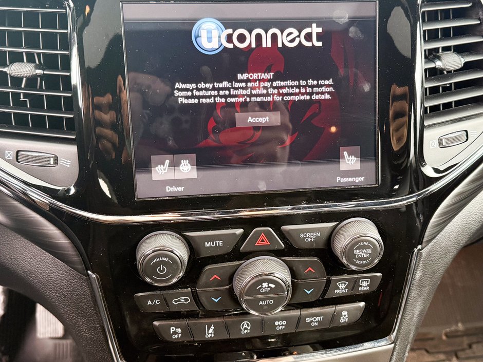 2020 Jeep Grand Cherokee Altitude-18