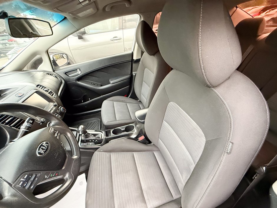 2018 Kia Forte LX-18