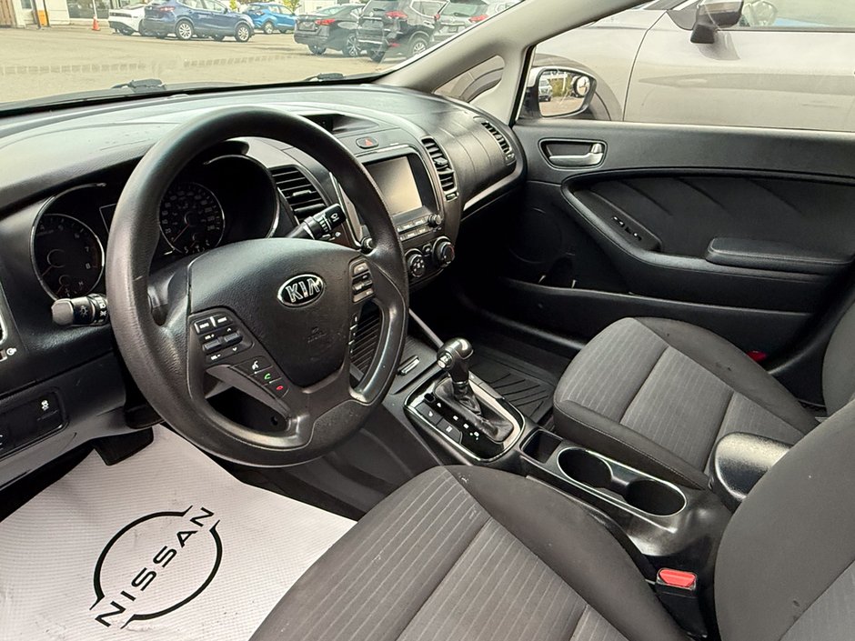 2018 Kia Forte LX-17