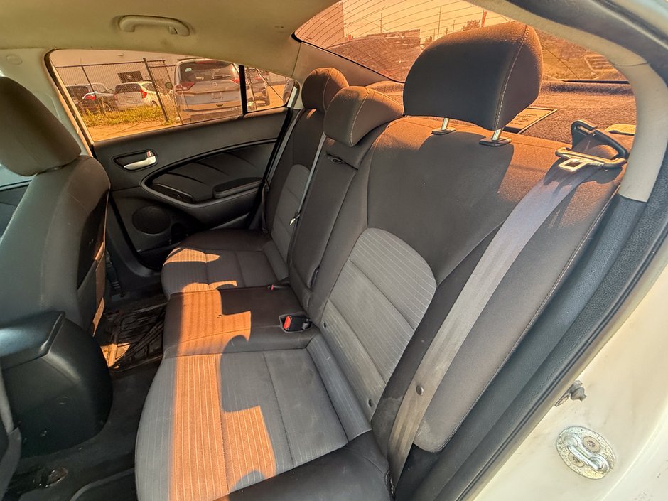 2018 Kia Forte LX-13