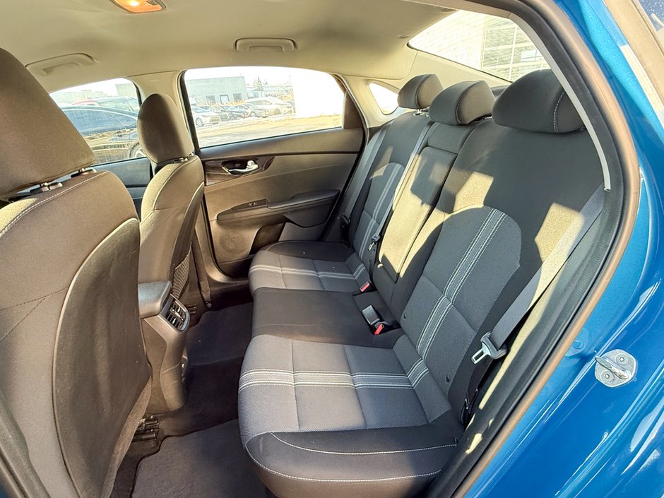 2023 Kia Forte EX-14