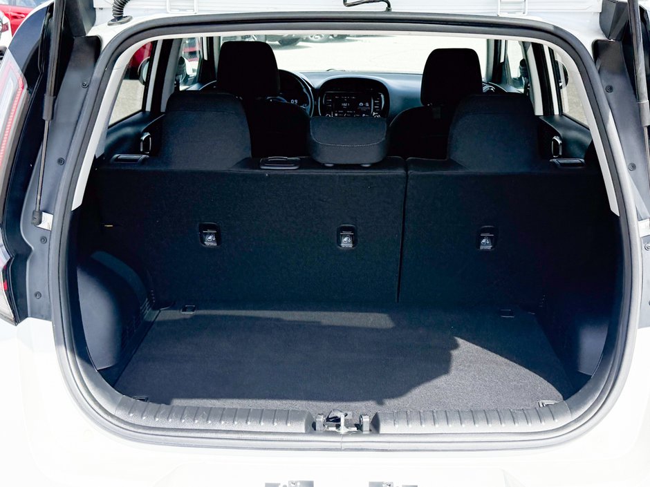 2023 Kia Soul EX-13