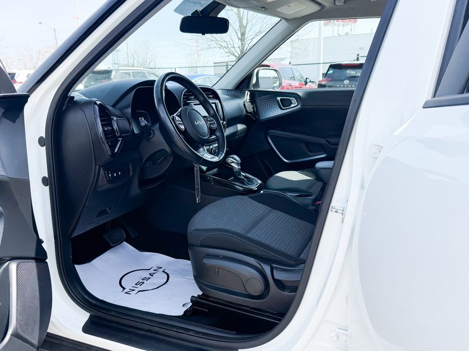 2023 Kia Soul EX-16