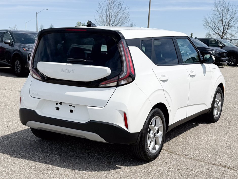 2023 Kia Soul EX-6