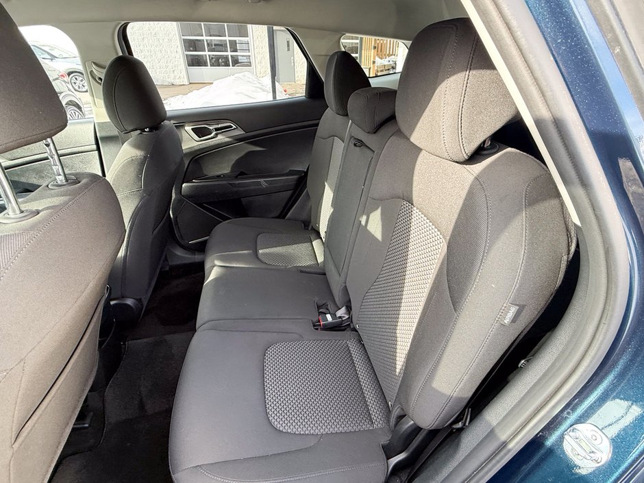 2024 Kia Sportage LX-15