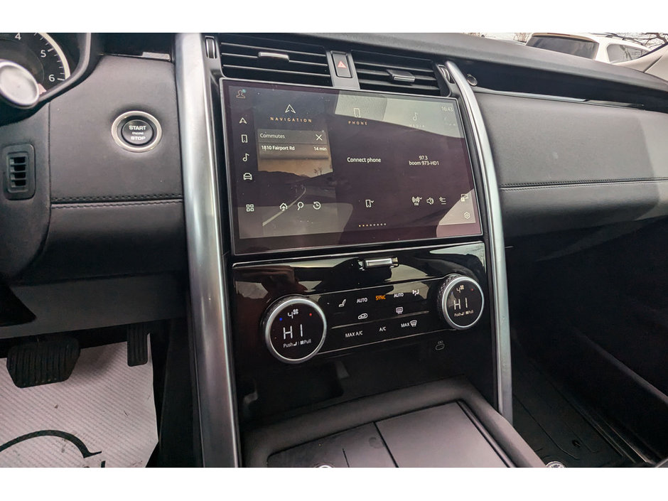 2023 Land Rover Discovery S-21