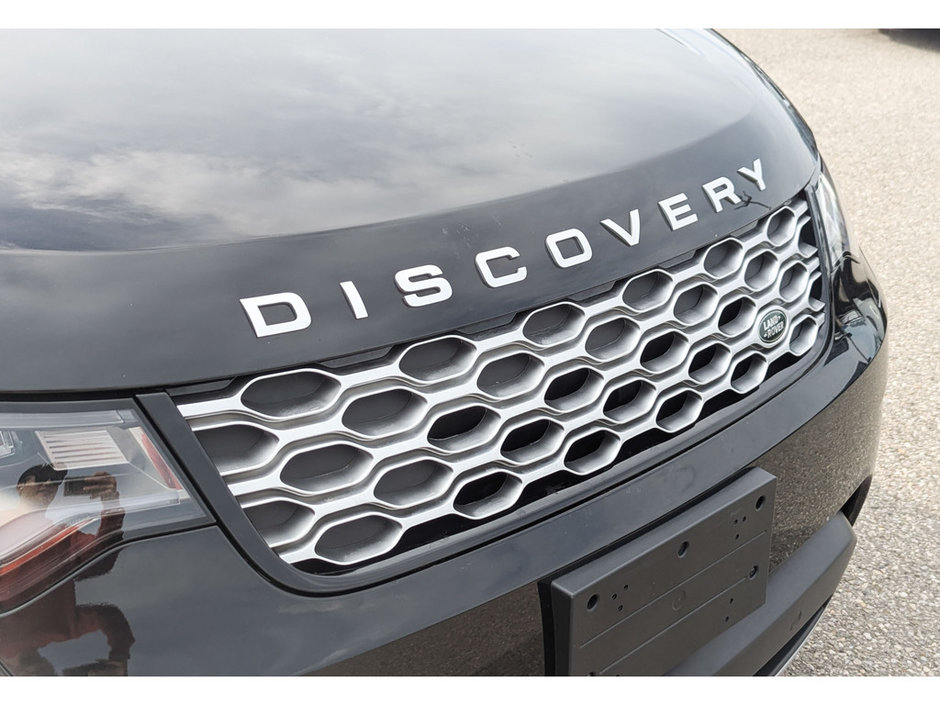 2023 Land Rover Discovery S-11