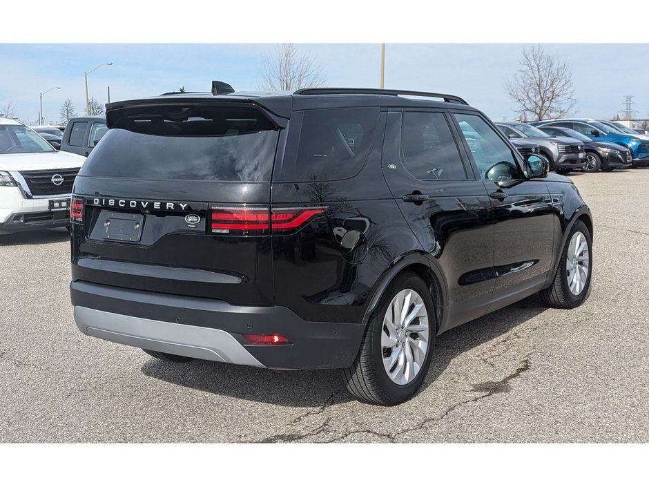 2023 Land Rover Discovery S-7