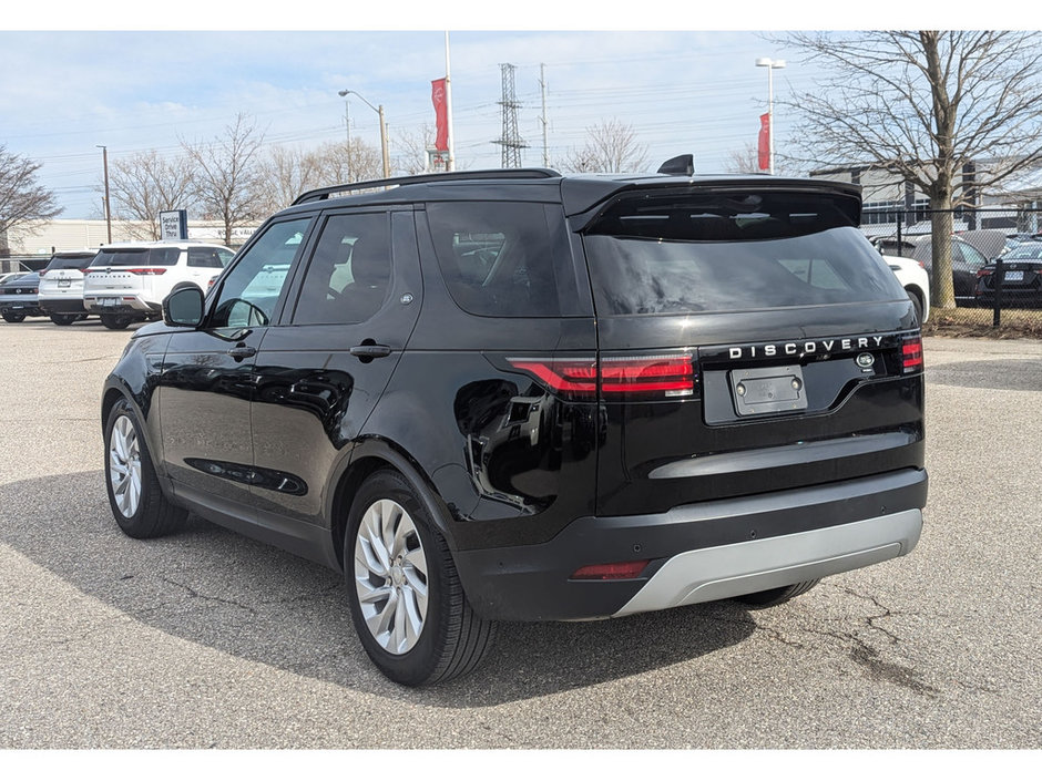 2023 Land Rover Discovery S-5