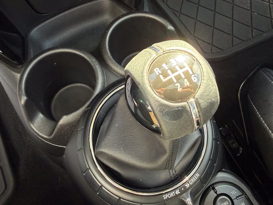 2017 MINI Cooper S Base-19