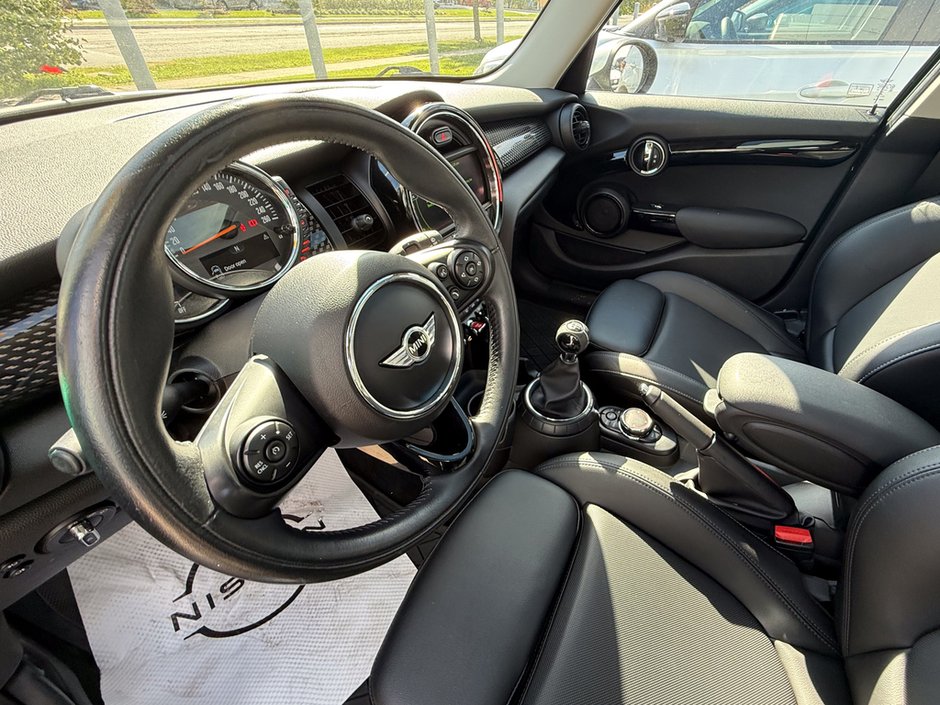 2017 MINI Cooper S Base-18