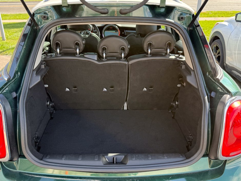 2017 MINI Cooper S Base-14