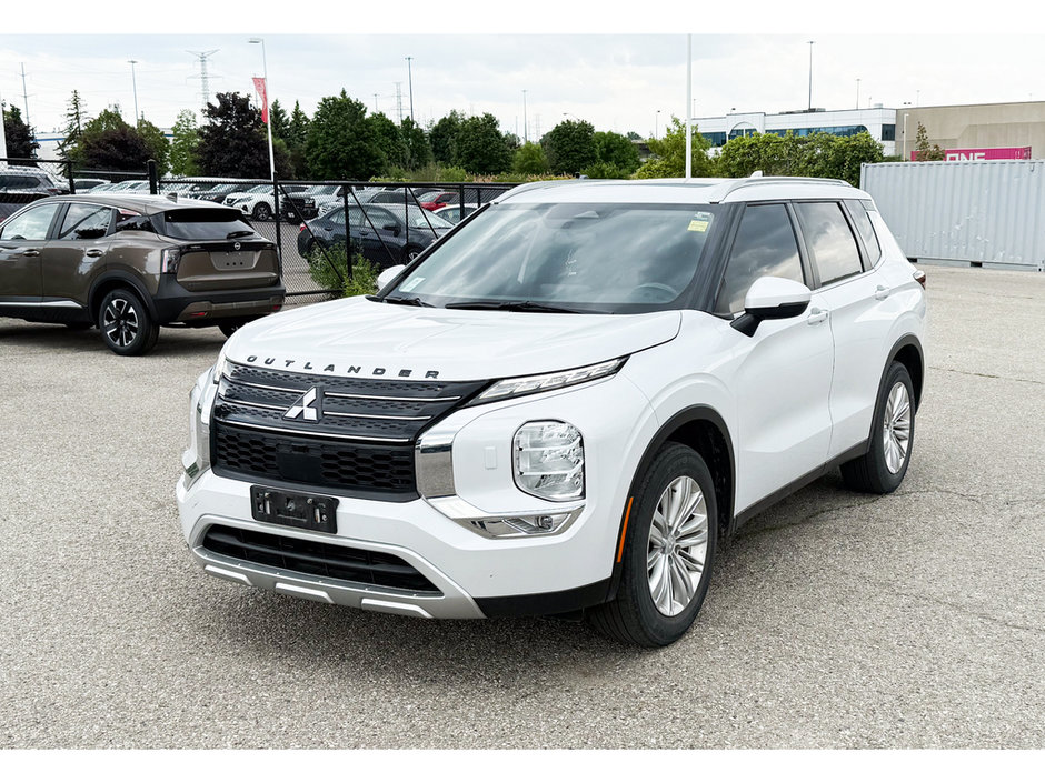 2022 Mitsubishi Outlander SE-3