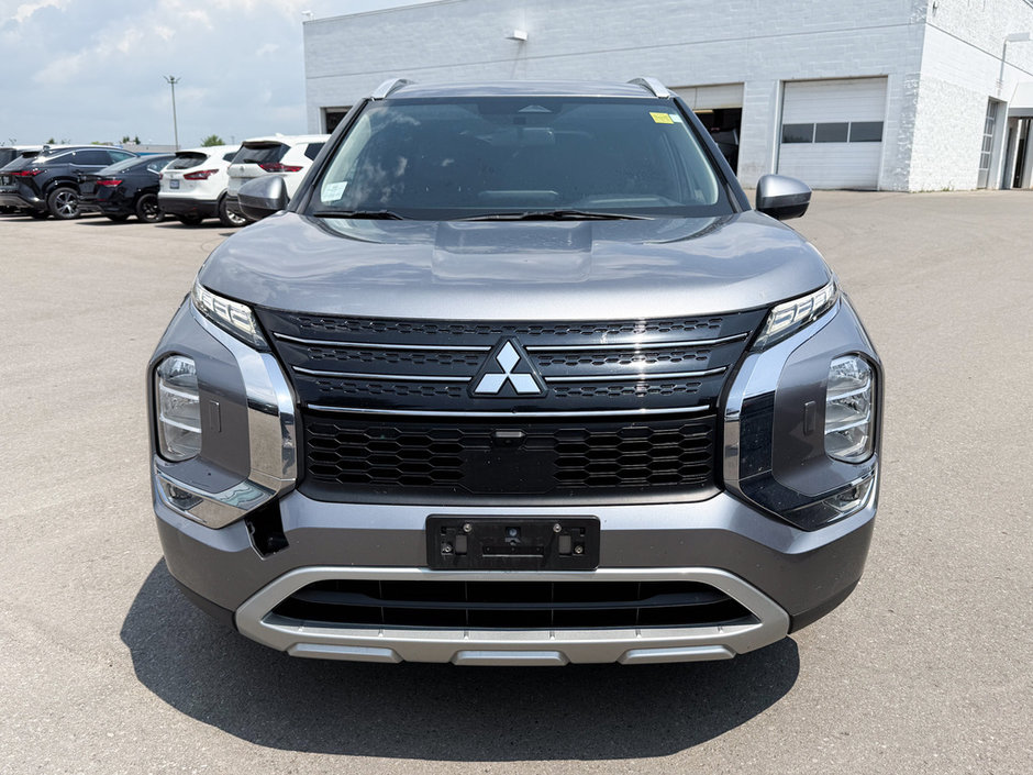 2022 Mitsubishi Outlander LE-1