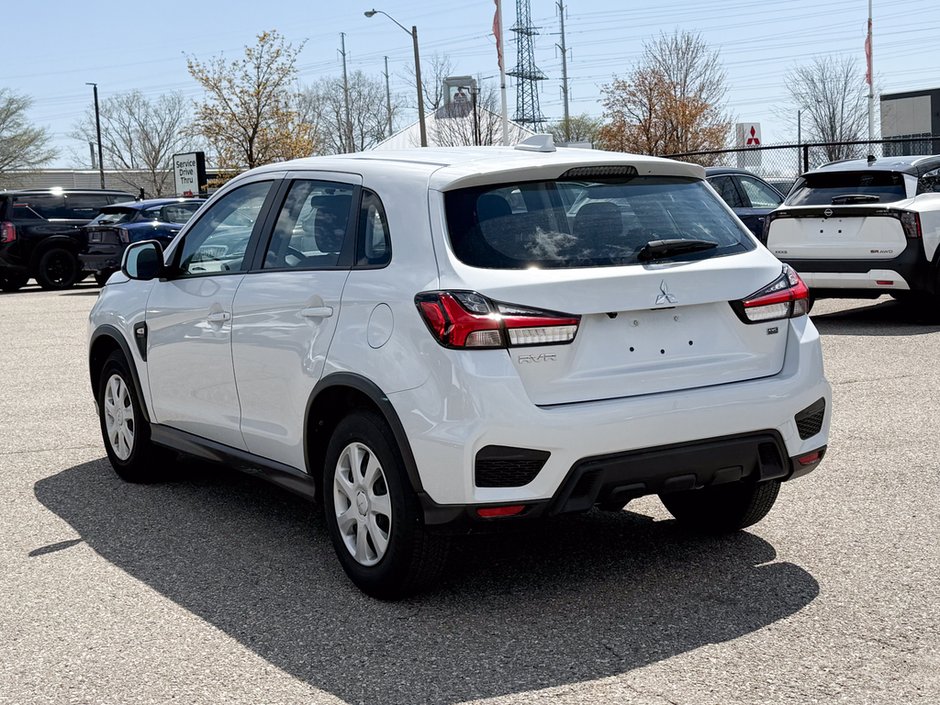 2024 Mitsubishi RVR ES-6