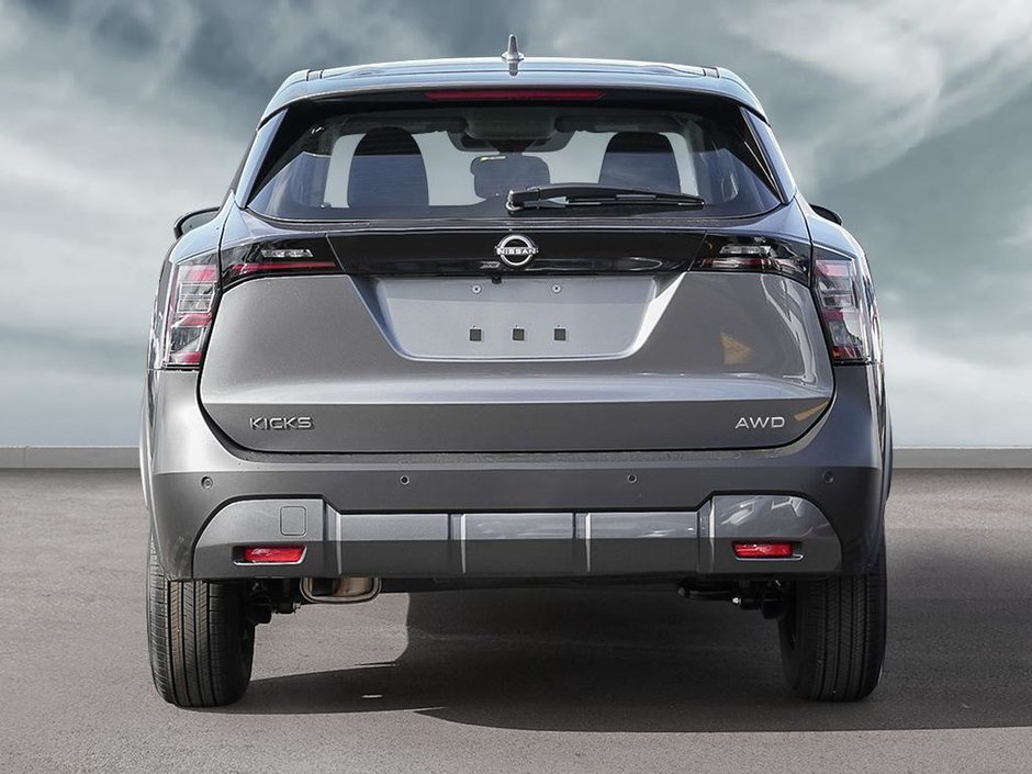 2025 Nissan Kicks S-4