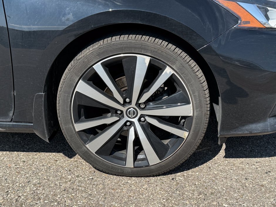2021 Nissan Altima 2.5 Platinum-10