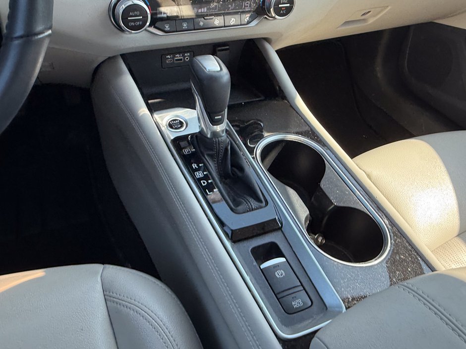 2021 Nissan Altima 2.5 Platinum-19