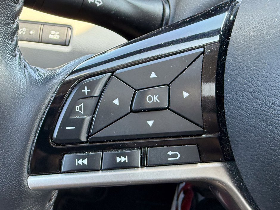 2021 Nissan Altima 2.5 Platinum-24