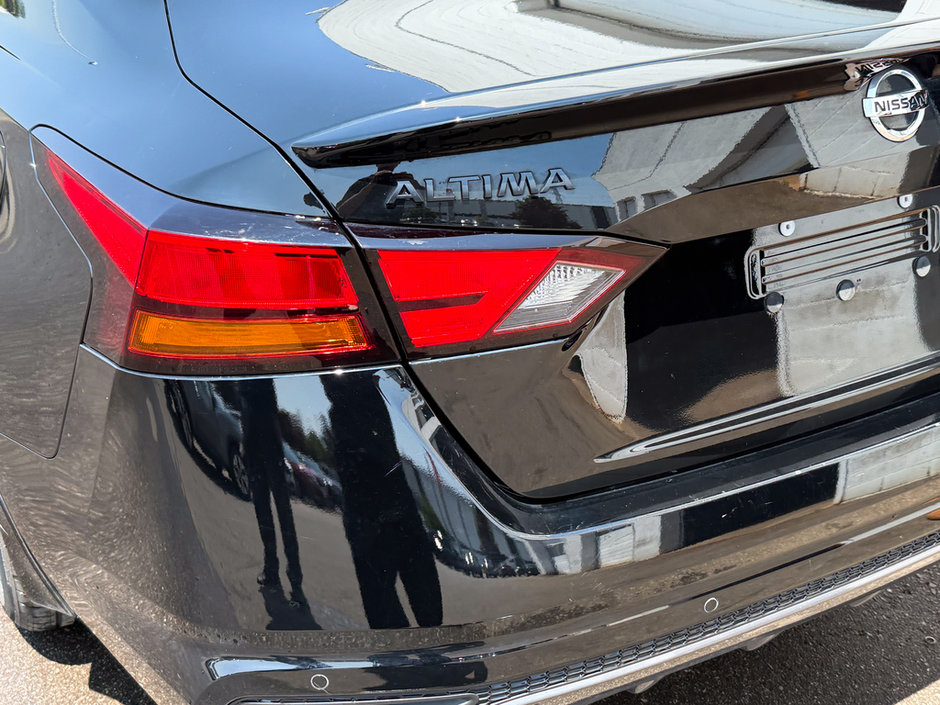2022 Nissan Altima 2.5 SR-12
