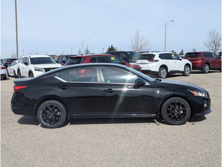 2022 Nissan Altima 2.5 SR-7