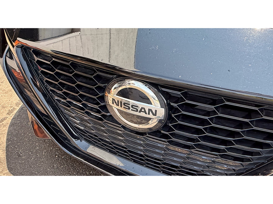 2022 Nissan Altima 2.5 SR-10