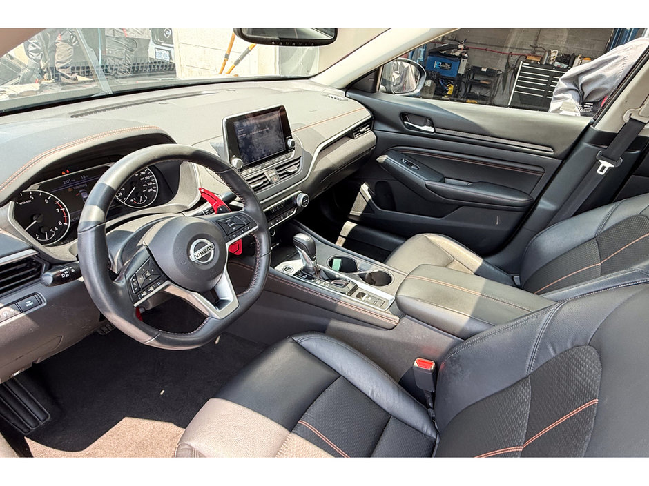 2022 Nissan Altima 2.5 SR-17