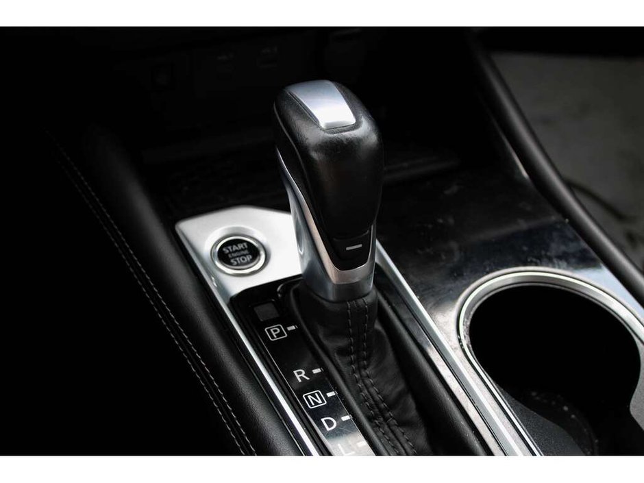 2023 Nissan Altima Platinum-22