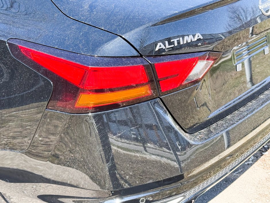 2023 Nissan Altima Platinum-14