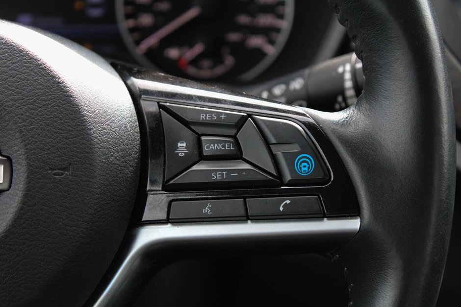2023 Nissan Altima Platinum-20