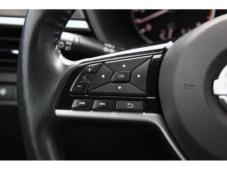 2023 Nissan Altima Platinum-19