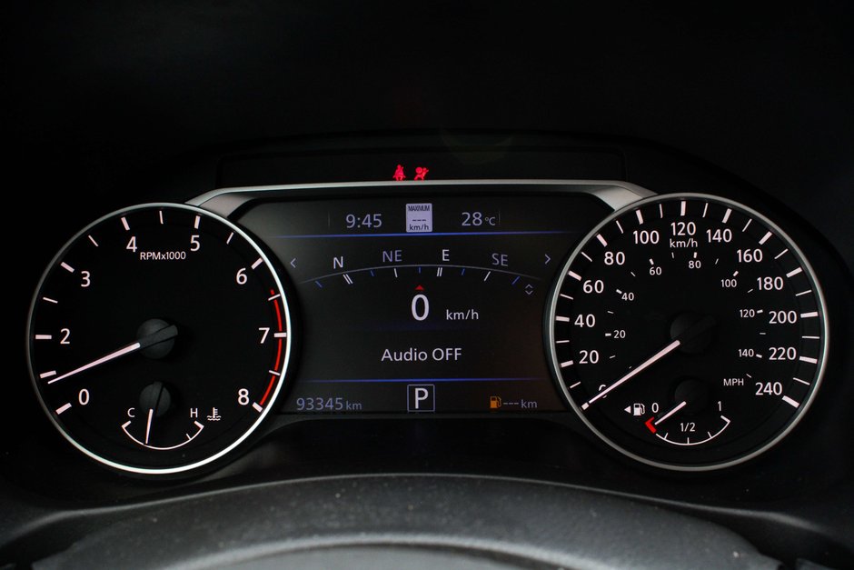 2023 Nissan Altima Platinum-24