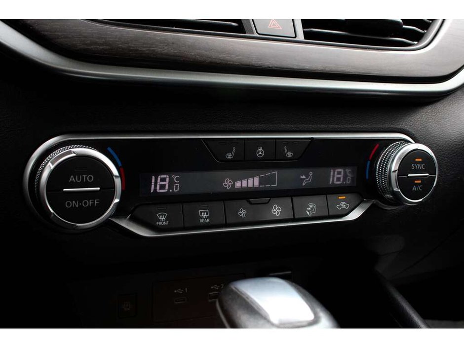 2023 Nissan Altima Platinum-25