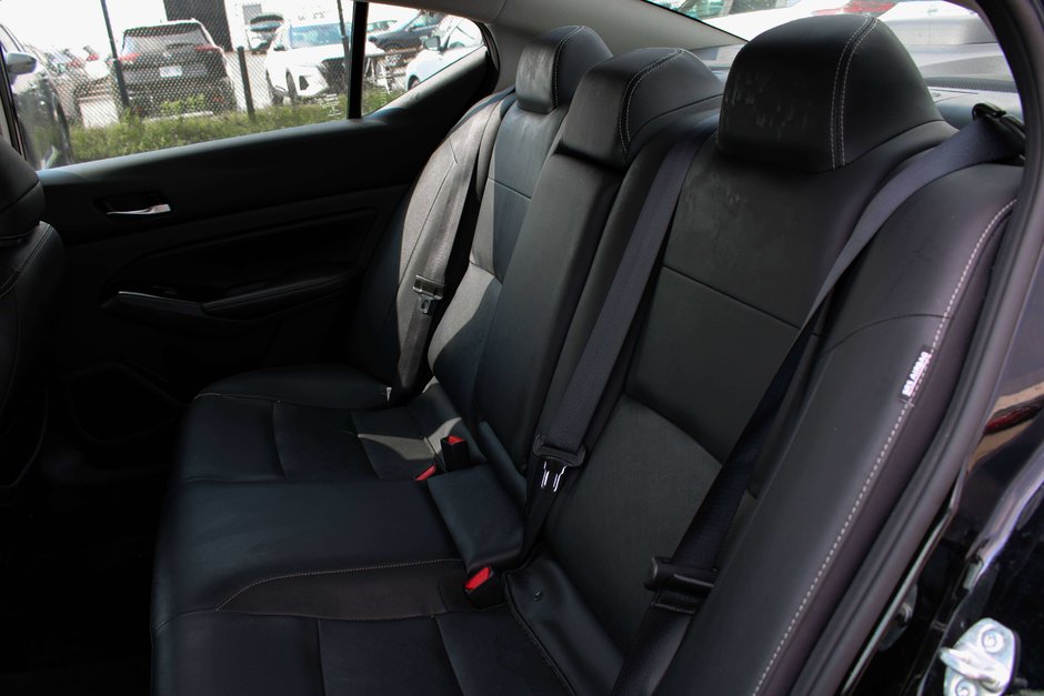 2023 Nissan Altima Platinum-14