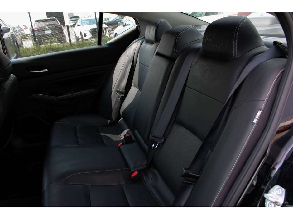 2023 Nissan Altima Platinum-14