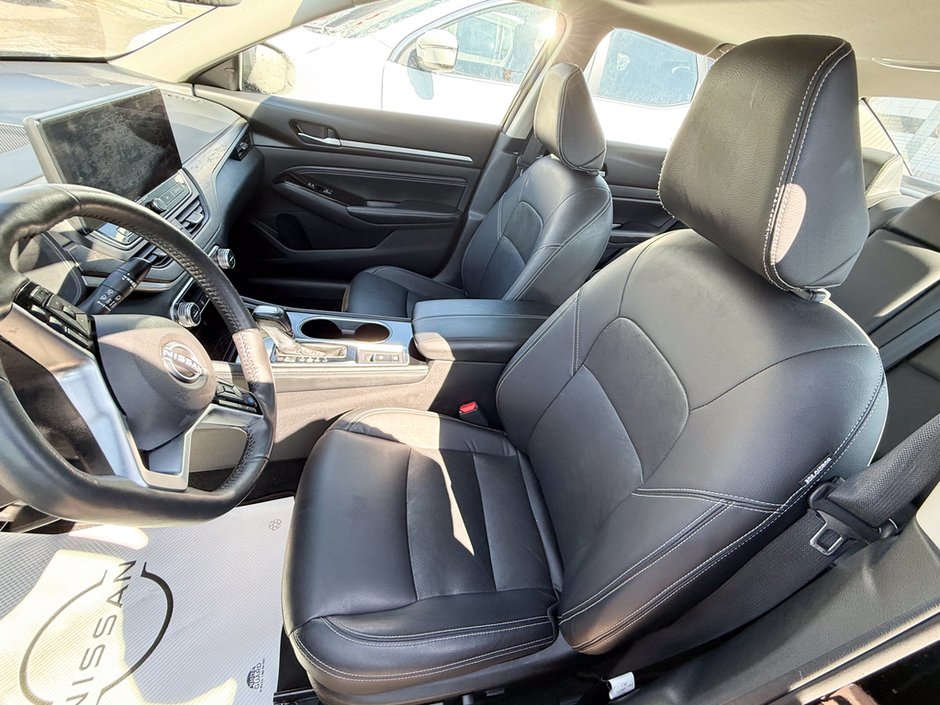 2023 Nissan Altima Platinum-20