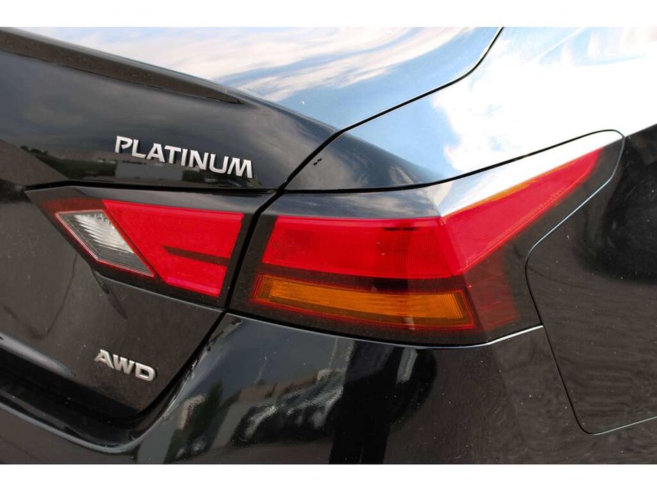 2023 Nissan Altima Platinum-12