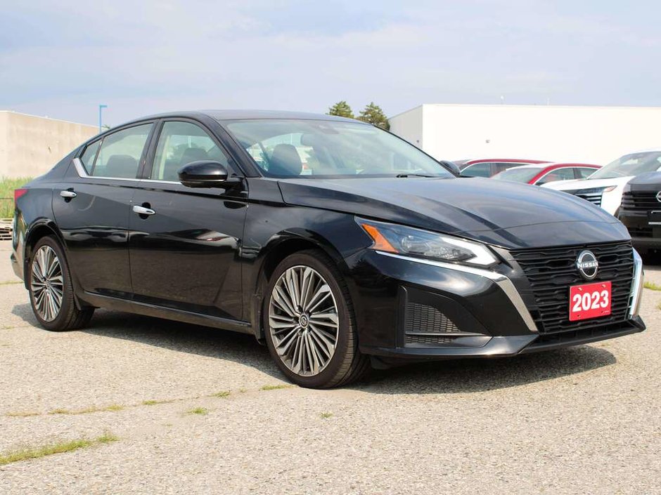 2023 Nissan Altima Platinum-8