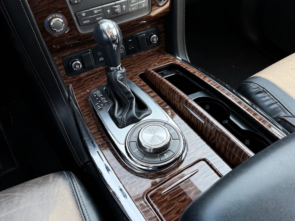 2020 Nissan Armada Platinum-25