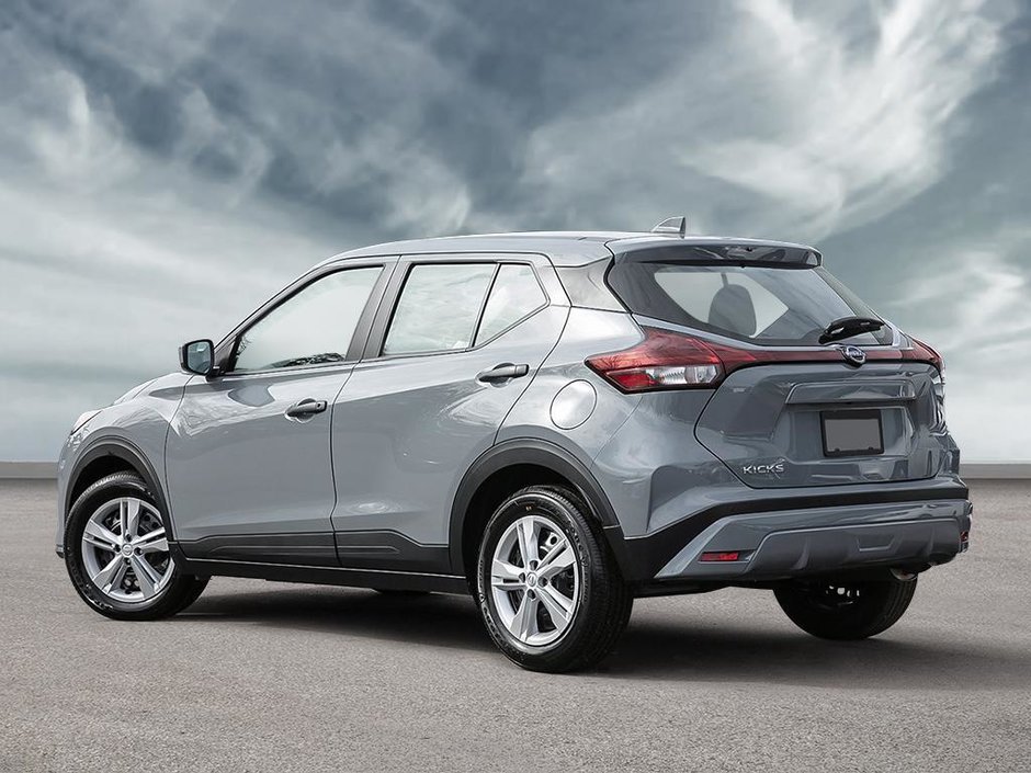 2025 Nissan Kicks Play S-3