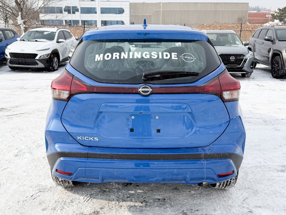 2025 Nissan Kicks Play S-5