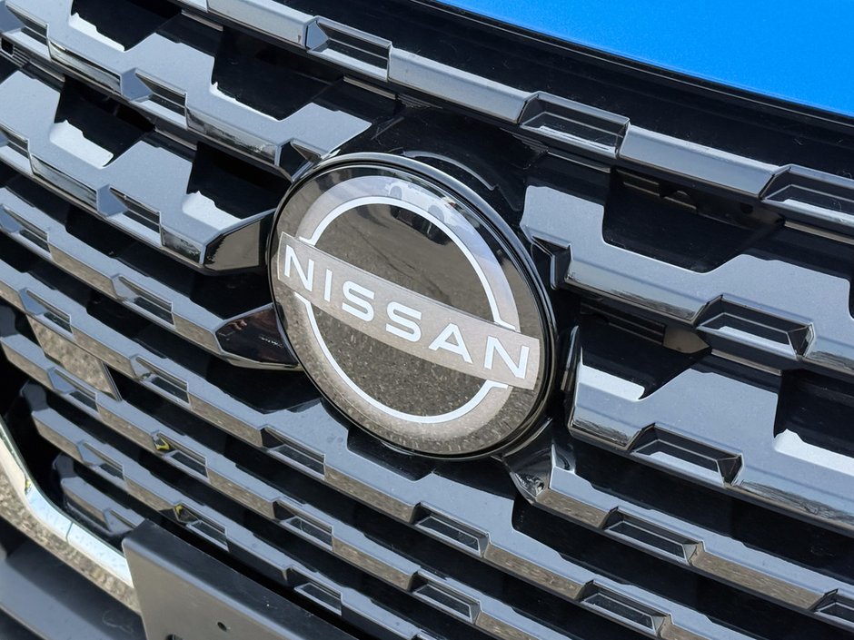 2025 Nissan Kicks Play S-9
